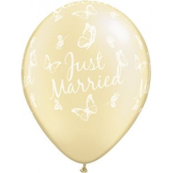 Just Married Ivory   28 cm ø Latexballon
